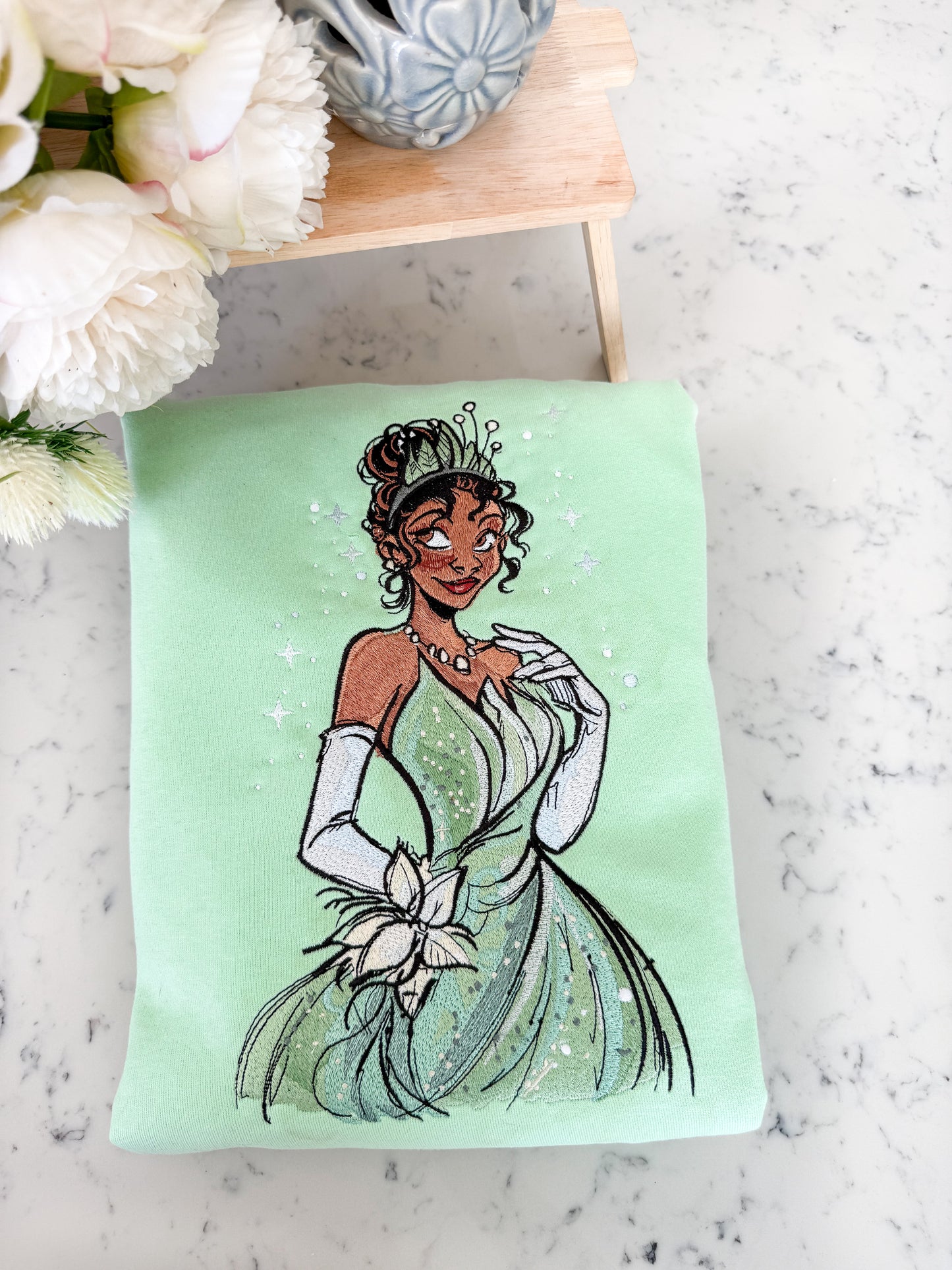 T’S GREEN DRESS EMBROIDERY