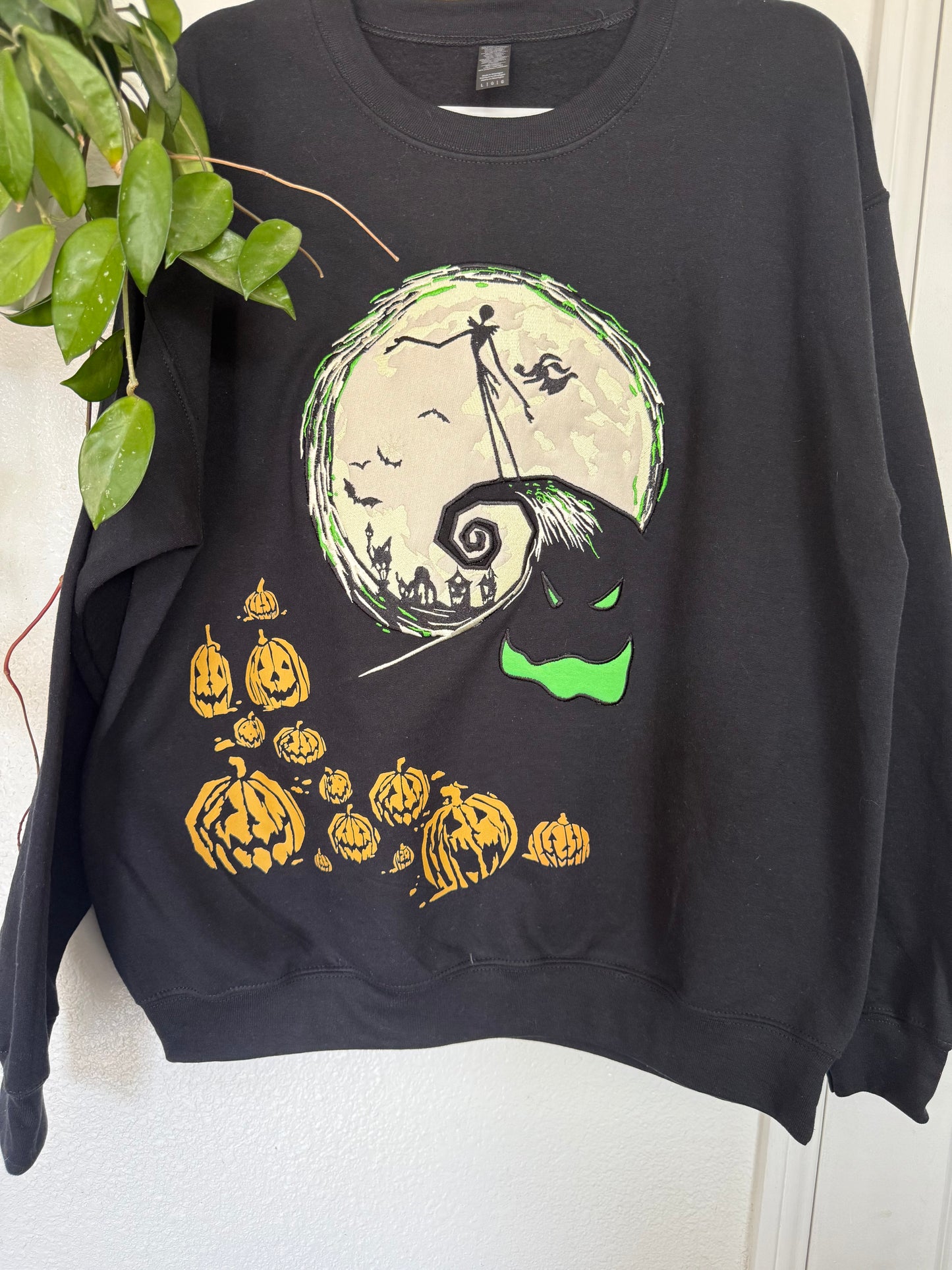 BOOGIE MOON EMBROIDERY & APPLIQUE