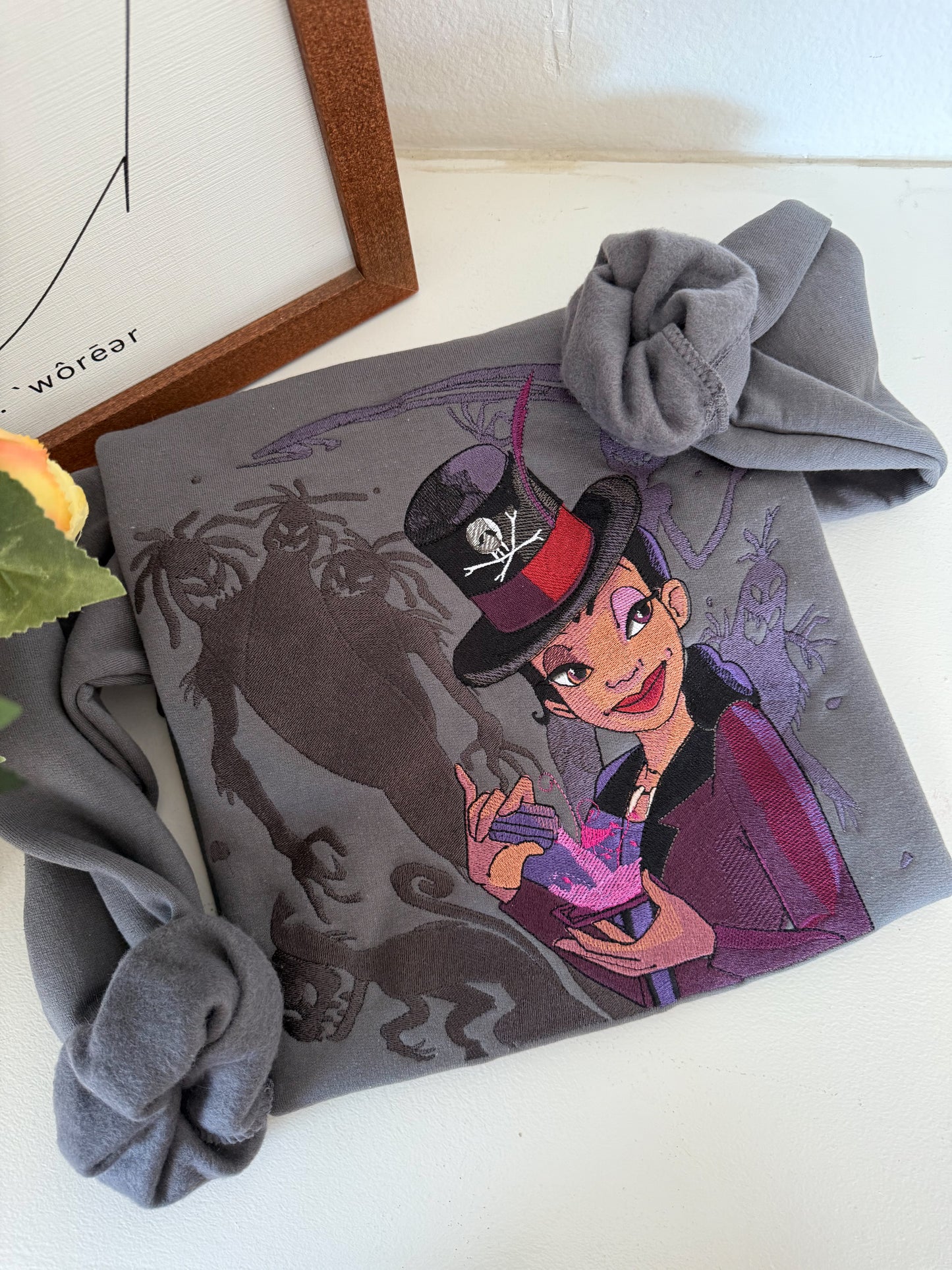 T AND THE SHADOW EMBROIDERY